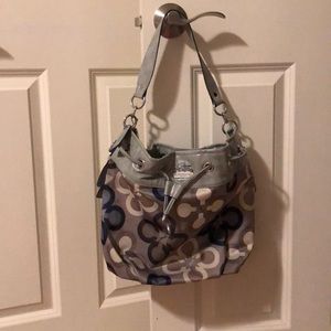 Coach purse (mid size)